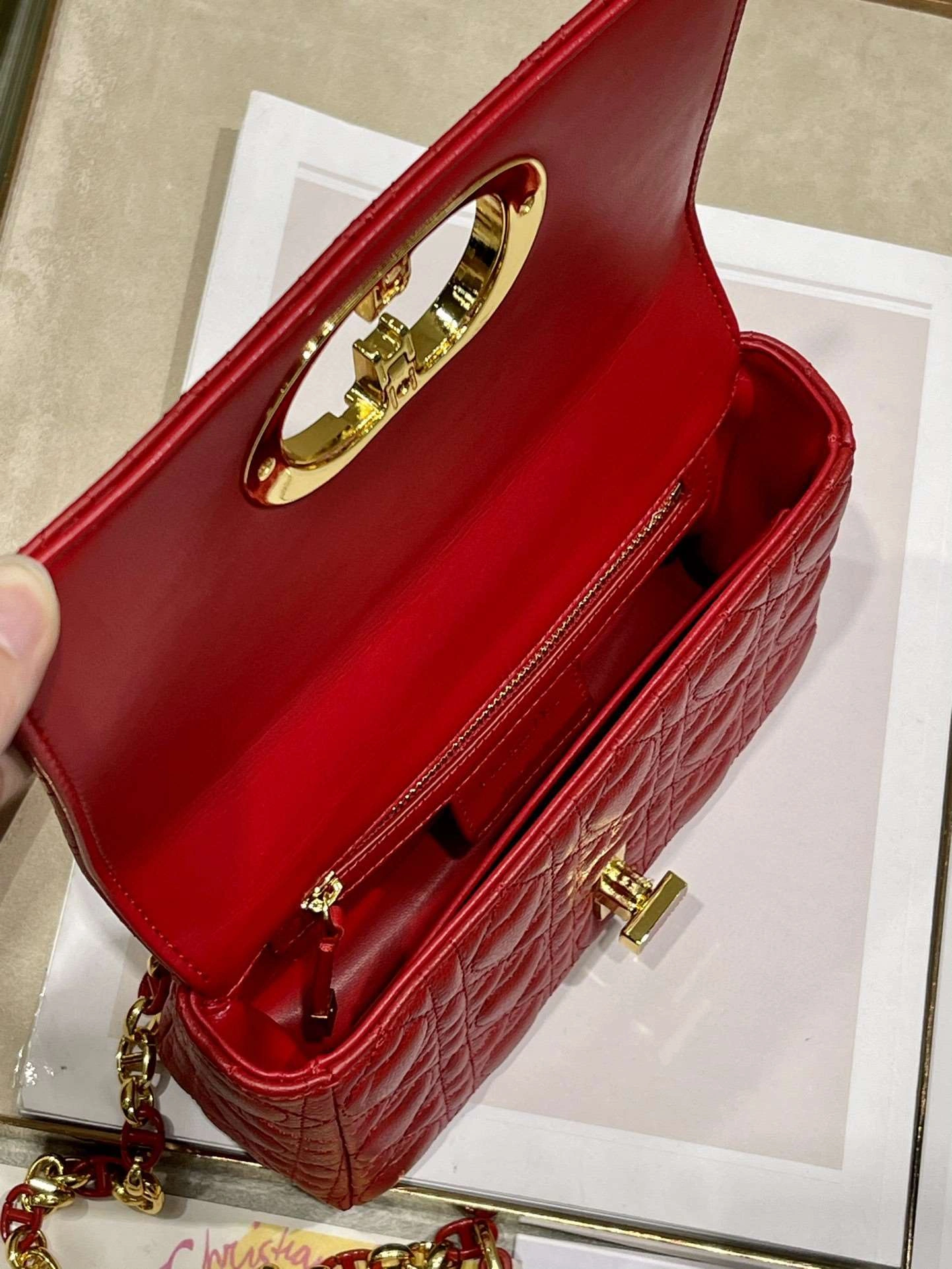 *MOMO--- M9241WNGI-M35R cowhide item : A-B00H2329A