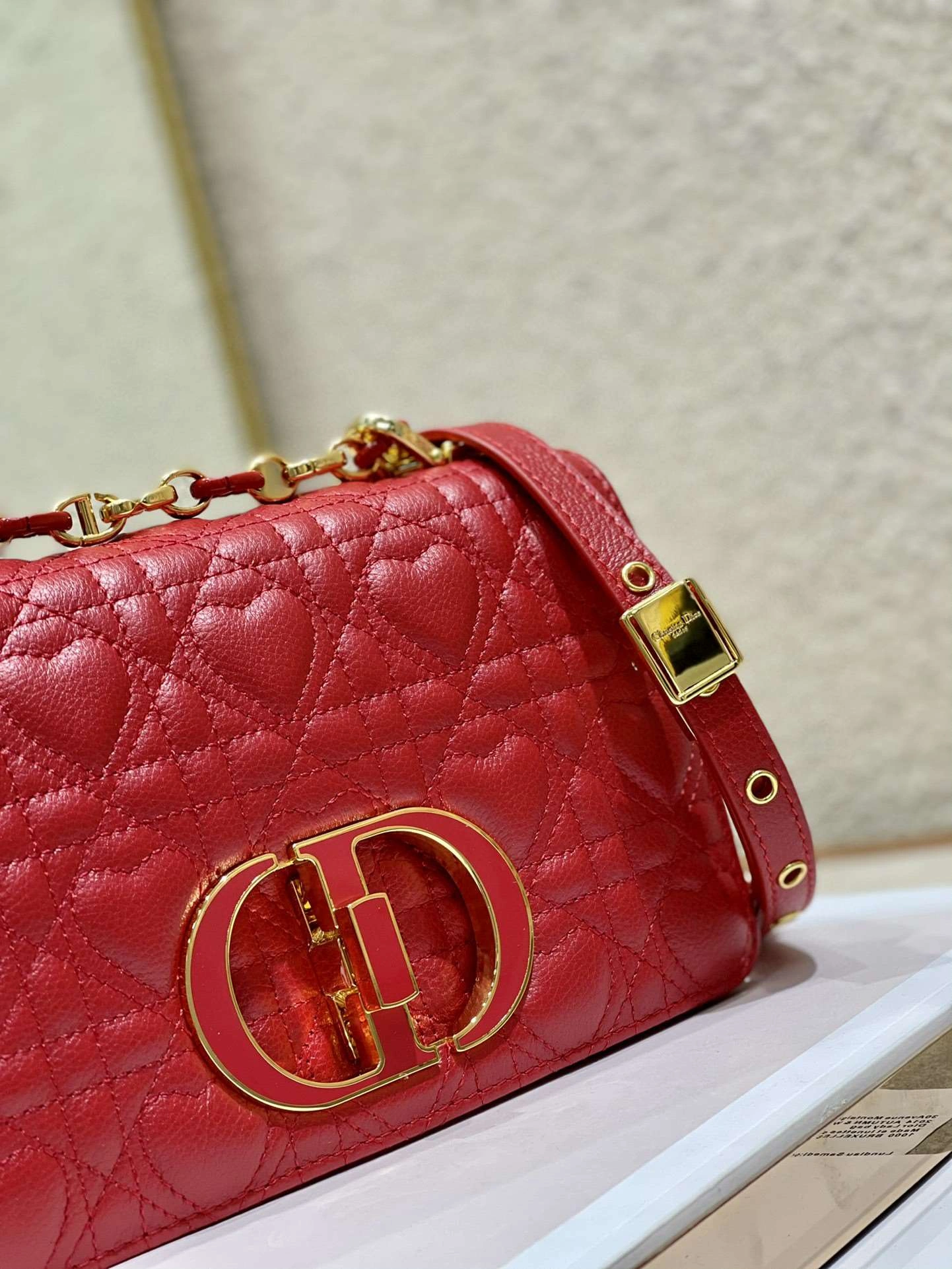 *MOMO--- M9241WNGI-M35R cowhide item : A-B00H2329A