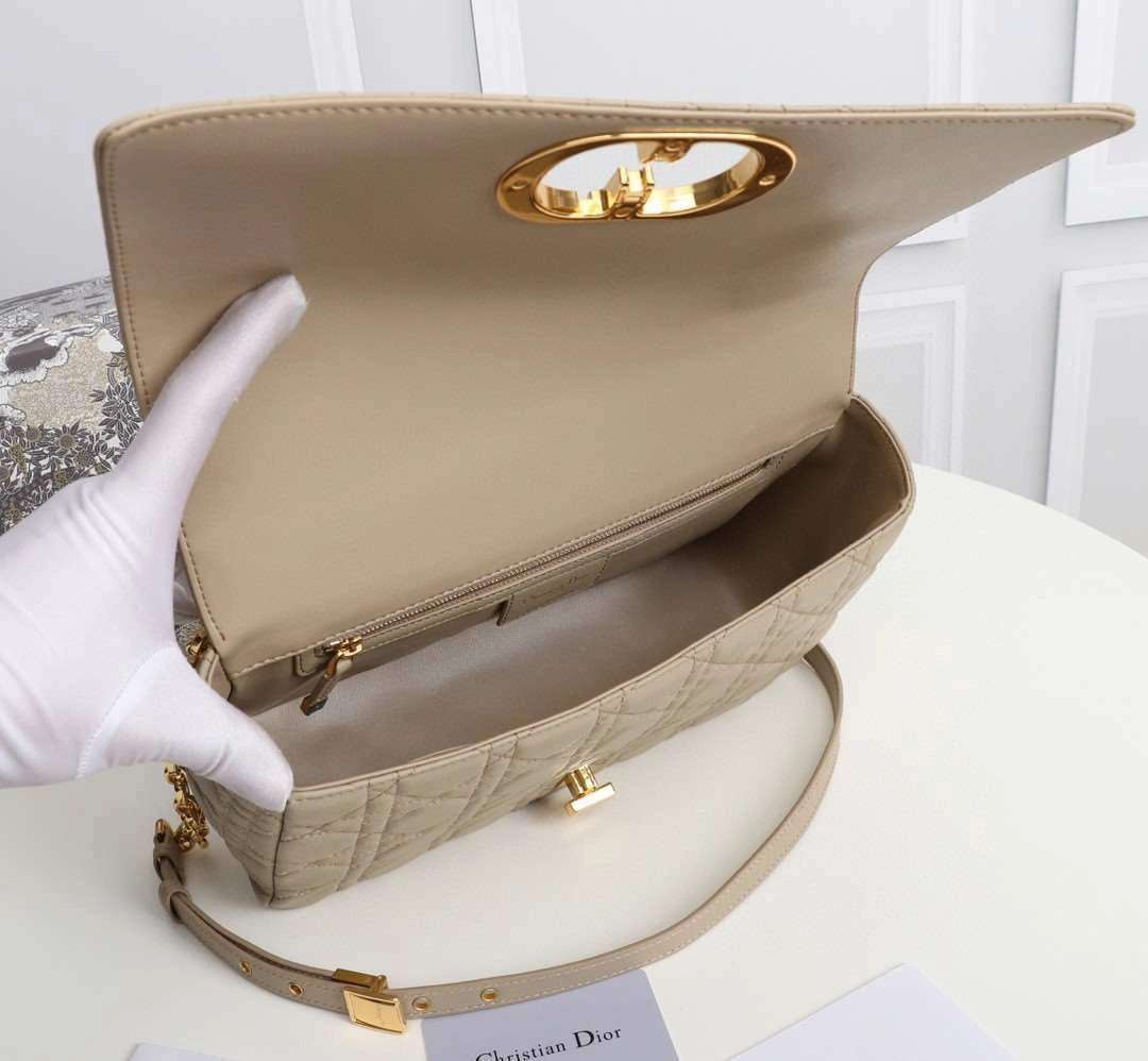*MOMO--- M9243UWHC-M39U cowhide item : A-B00H0622L