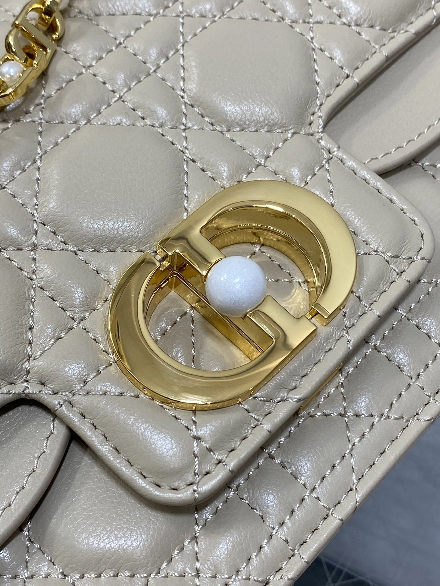 MOMO--- M9271UBHI-M51U Jolie cowhide item:D-B109D0634