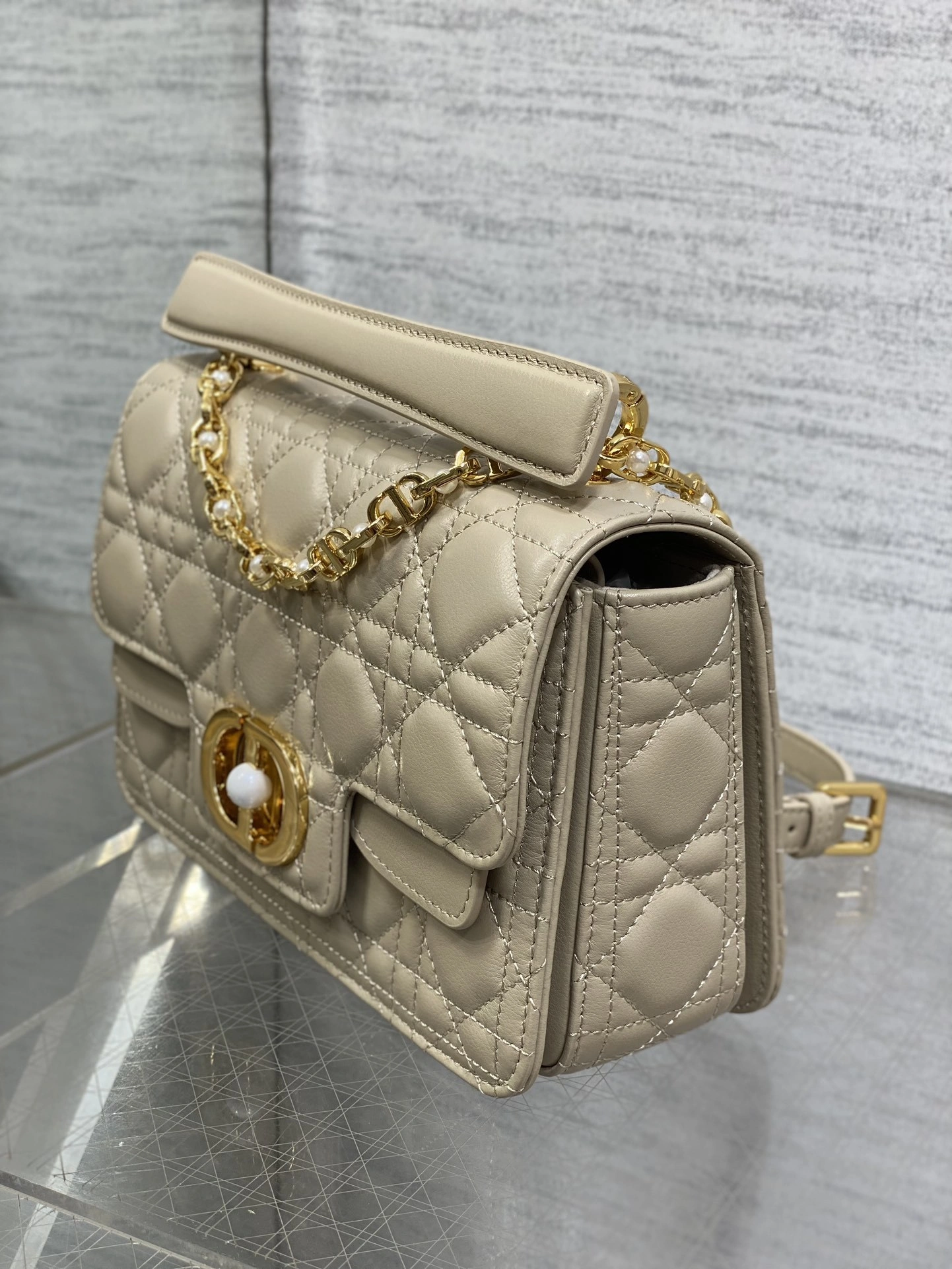 MOMO--- M9271UBHI-M51U Jolie cowhide item:D-B109D0634