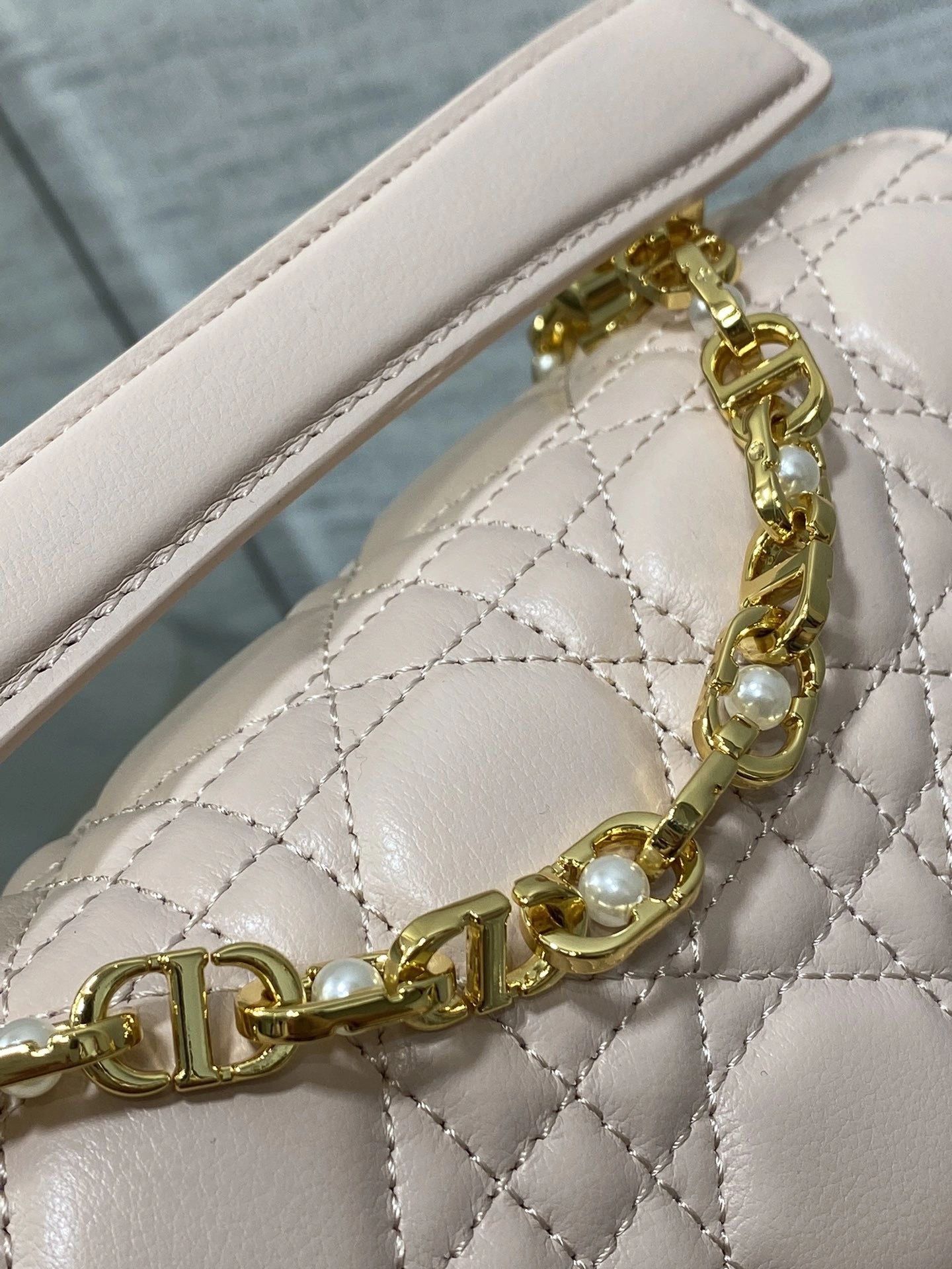 MOMO--- M9272UBHI-M413 Jolie cowhide item:D-B109D0636