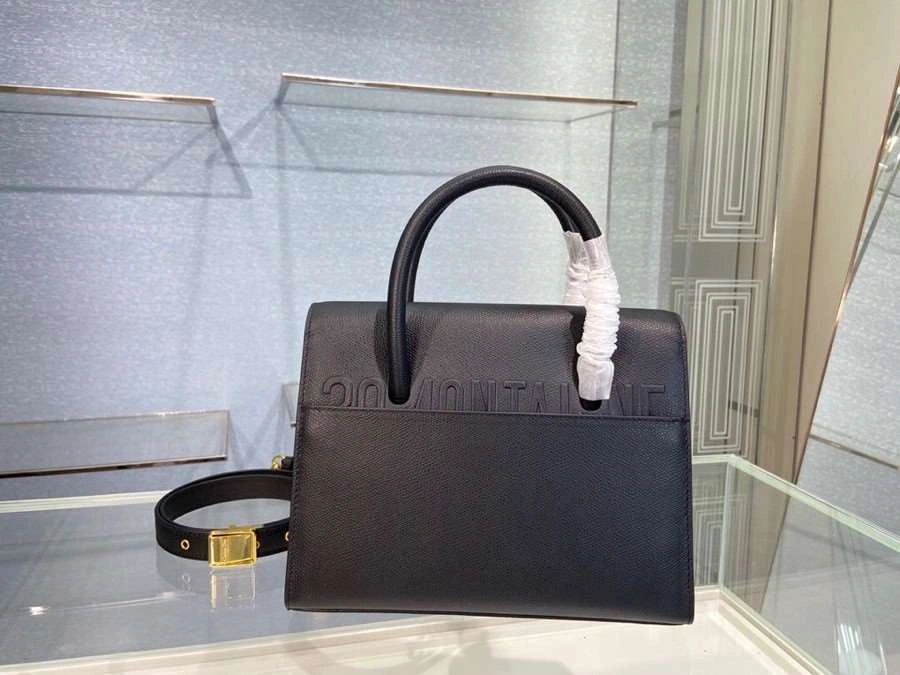 *MOMO--- M9306UBAE-M900 cowhide item : A-B226H0550L