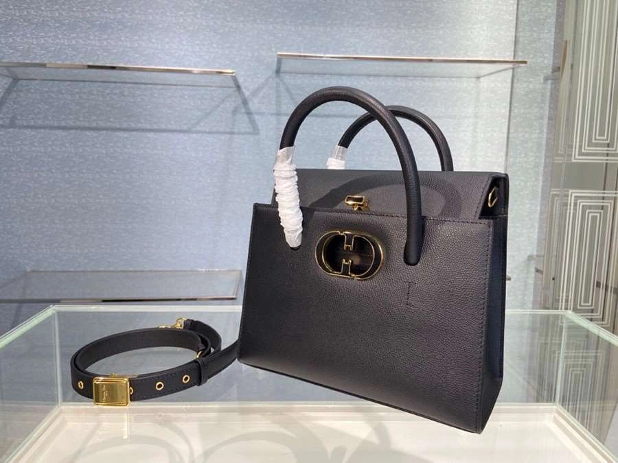 *MOMO--- M9306UBAE-M900 cowhide item : A-B226H0550L