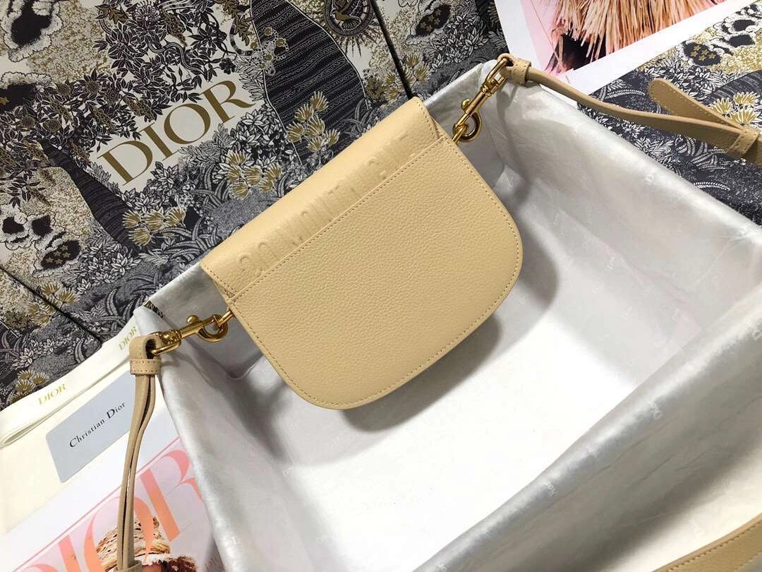 MOMO--- M9317 Bobby 2 colour item :063B00E2019-2