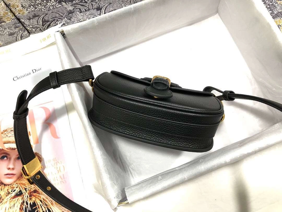 MOMO--- M9317 Bobby 2 colour item :063B00E2019-2