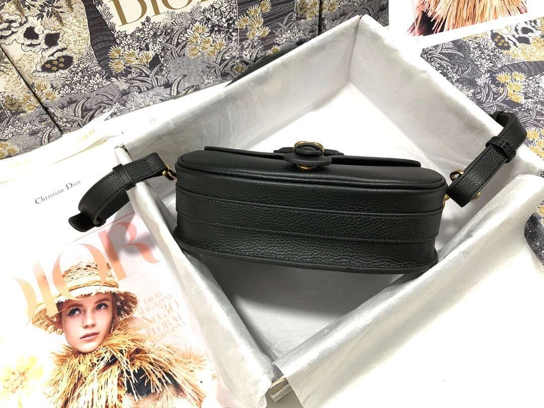 MOMO--- M9319 Bobby 2 colour item :063B00E2020-2