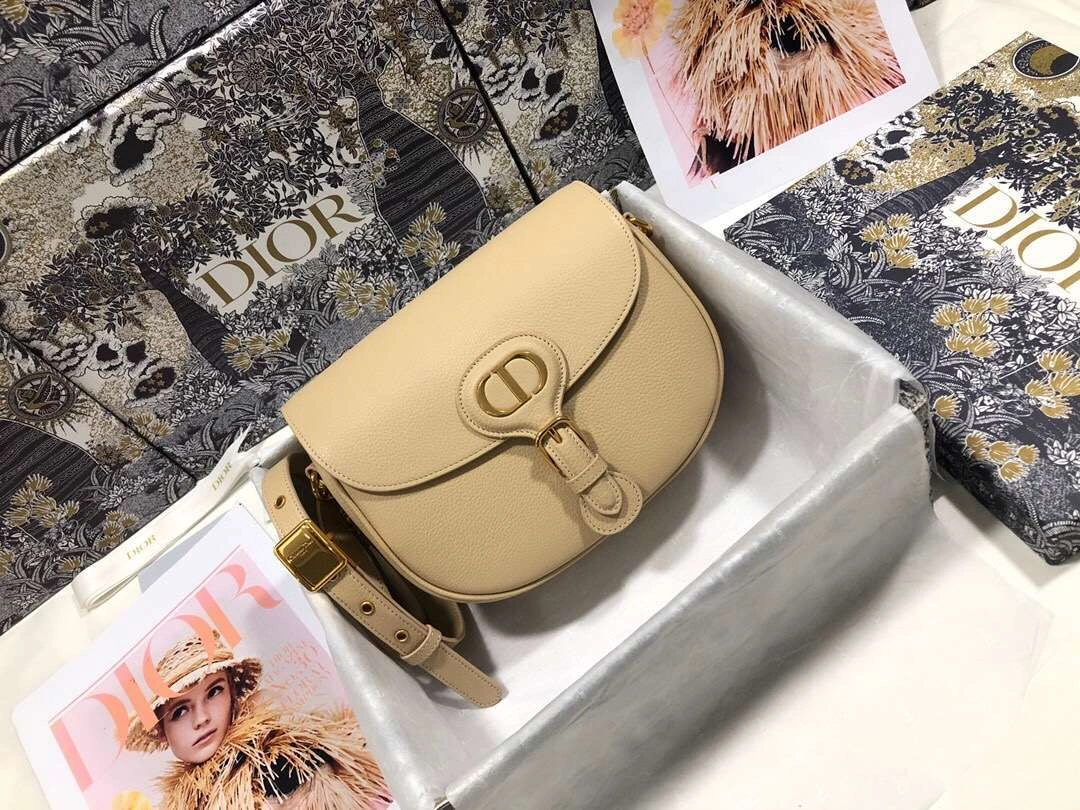 MOMO--- M9319 Bobby 2 colour item :063B00E2020-2