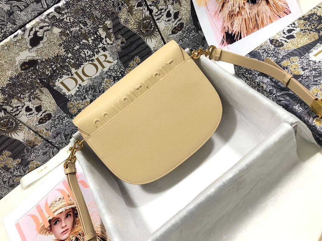 MOMO--- M9319 Bobby 2 colour item :063B00E2020-2