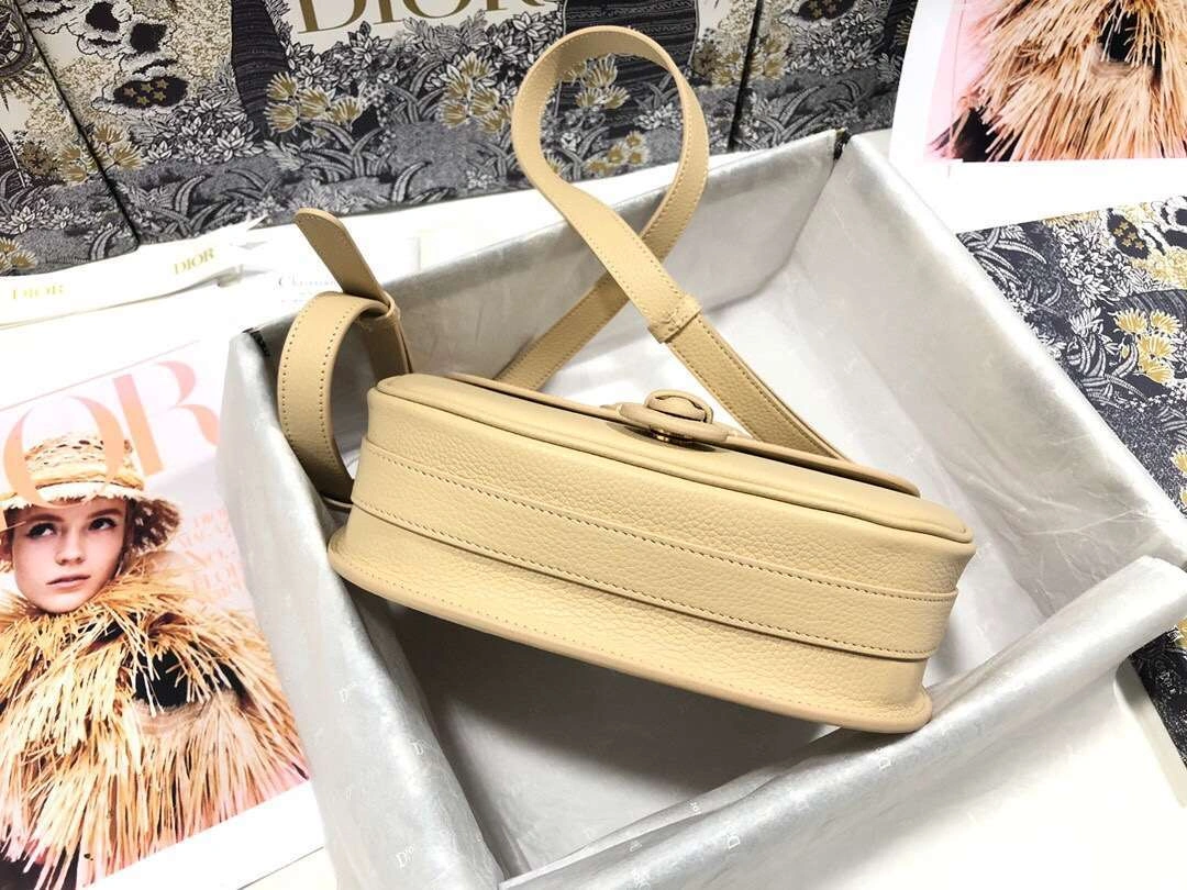 MOMO--- M9319 Bobby 2 colour item :063B00E2020-2