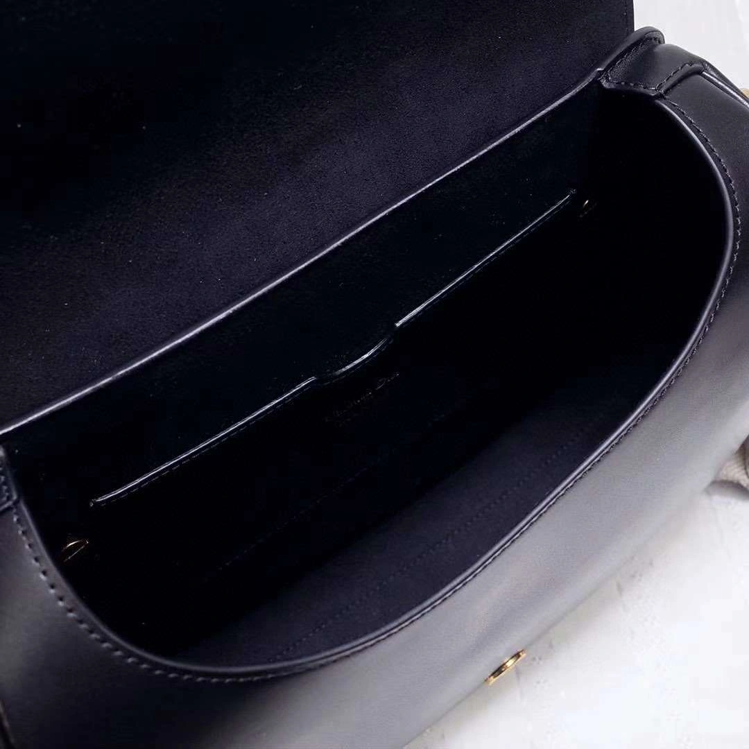 *MOMO--- M9320UMOB-M911 cowhide item : A-B00H0646L