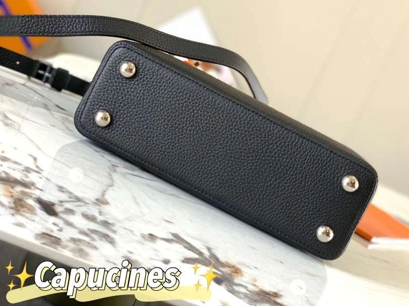 *MOMO--- M94517 item : A-B00G2973