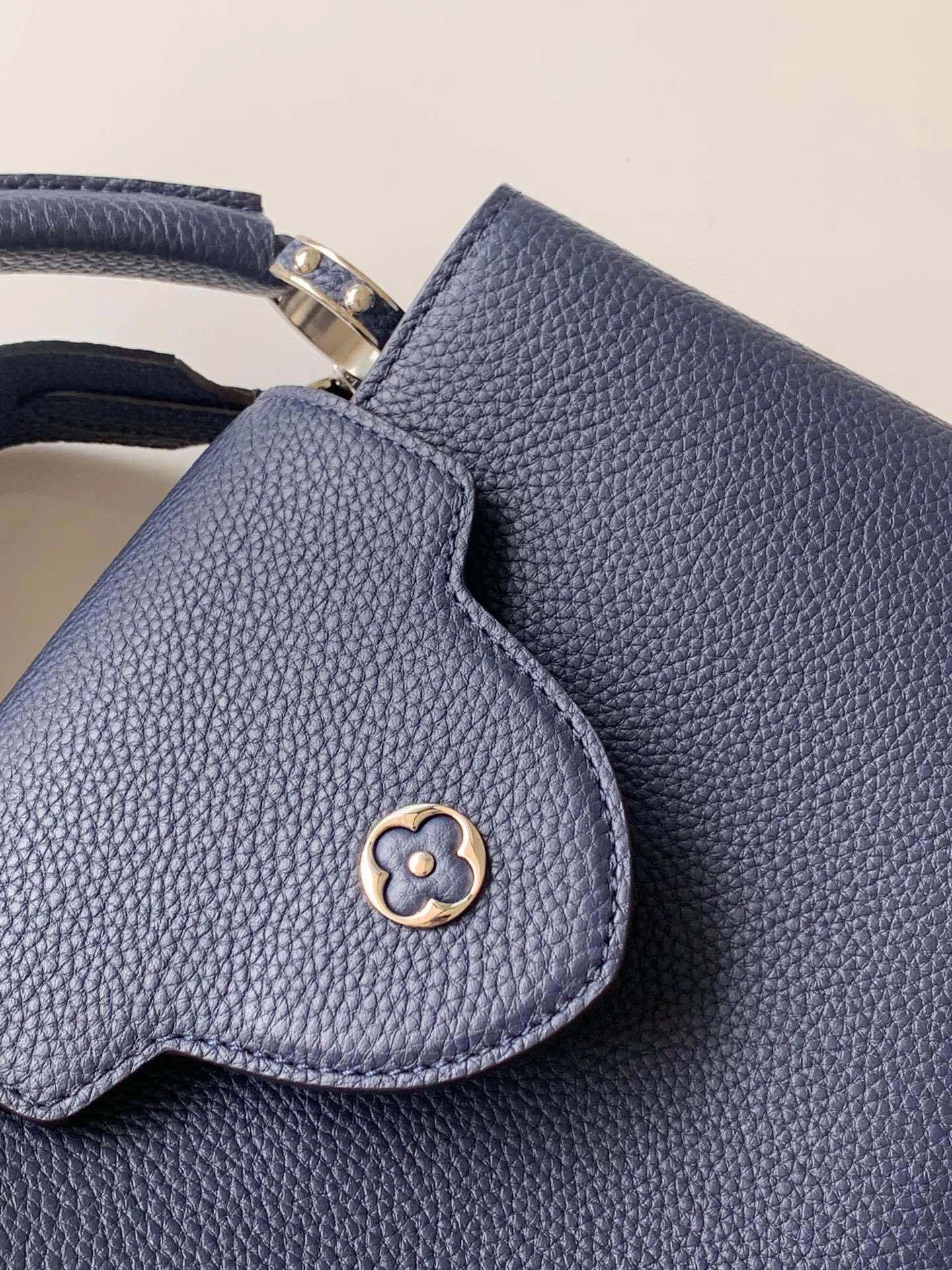 *MOMO--- M94517 item : A-B00H0237