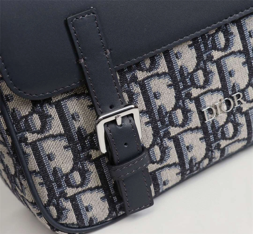*MOMO--- M9994PTVY_M928 Oblique item : A-B00H0619L