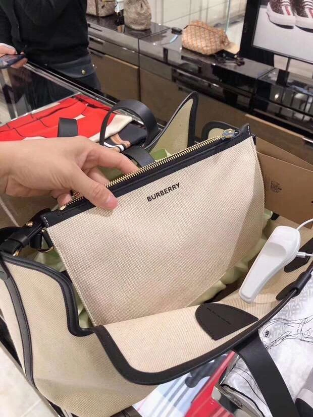 *MOMO----Multiple colors CALF SKIN Canvas，item : 278B57A0253-2