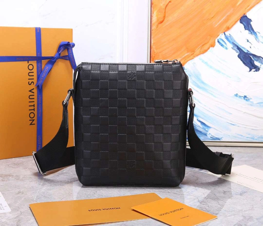 *MOMO--- N40122 cowhide item : A-B202G3010