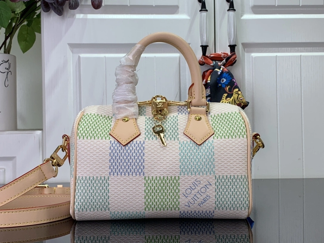 MOMO--- N40515 item:D-B174D1519