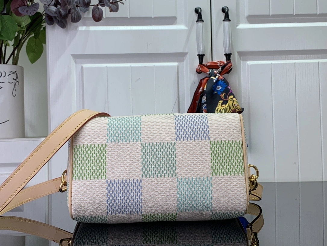 MOMO--- N40515 item:D-B174D1519