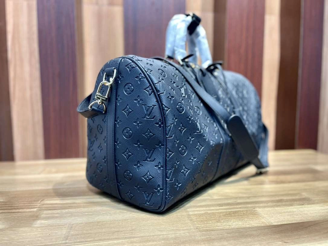 *MOMO--- N41416 cowhide item : A-B00G2861