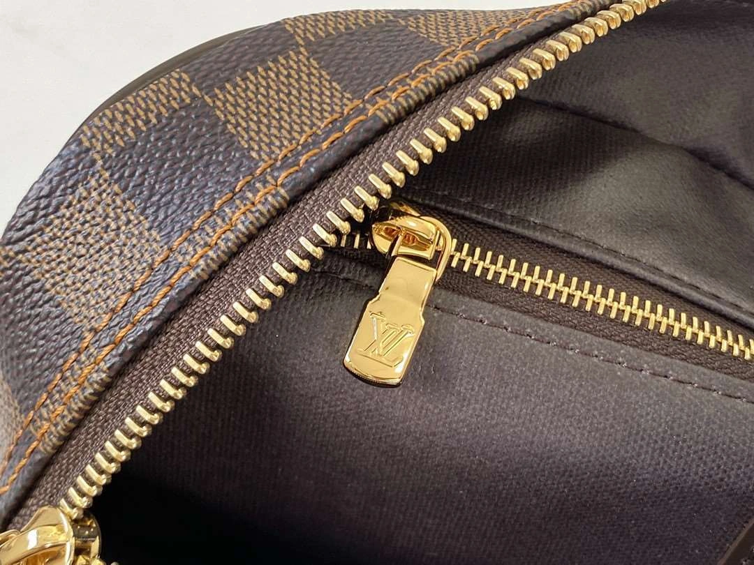*MOMO--- N47624 item : A-B00G3108