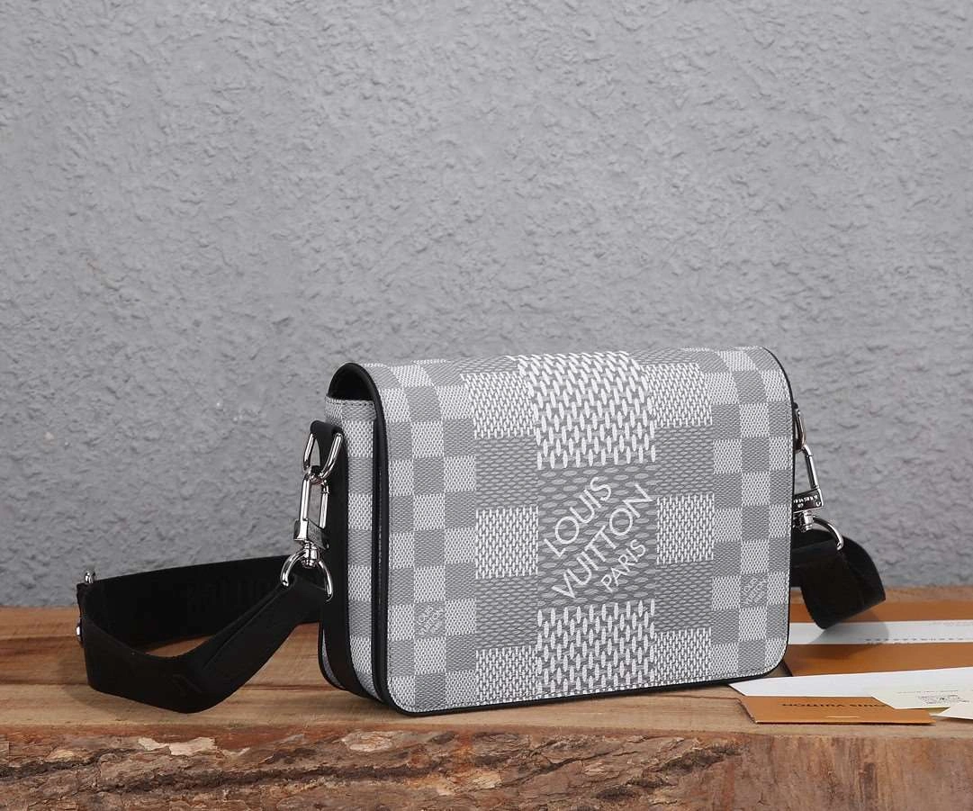 *MOMO--- N50014 cowhide item : A-B340H0240