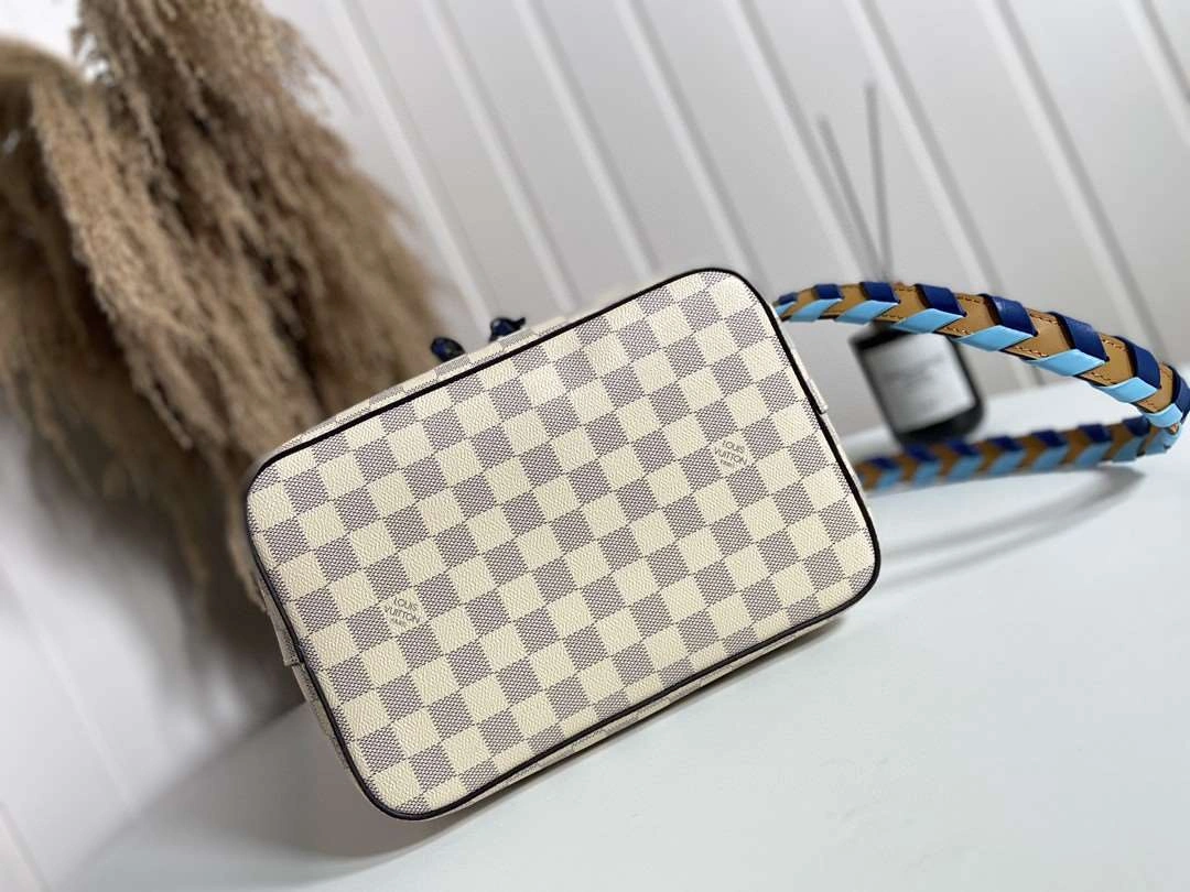 *MOMO--- N50042 item : A-B00H0212
