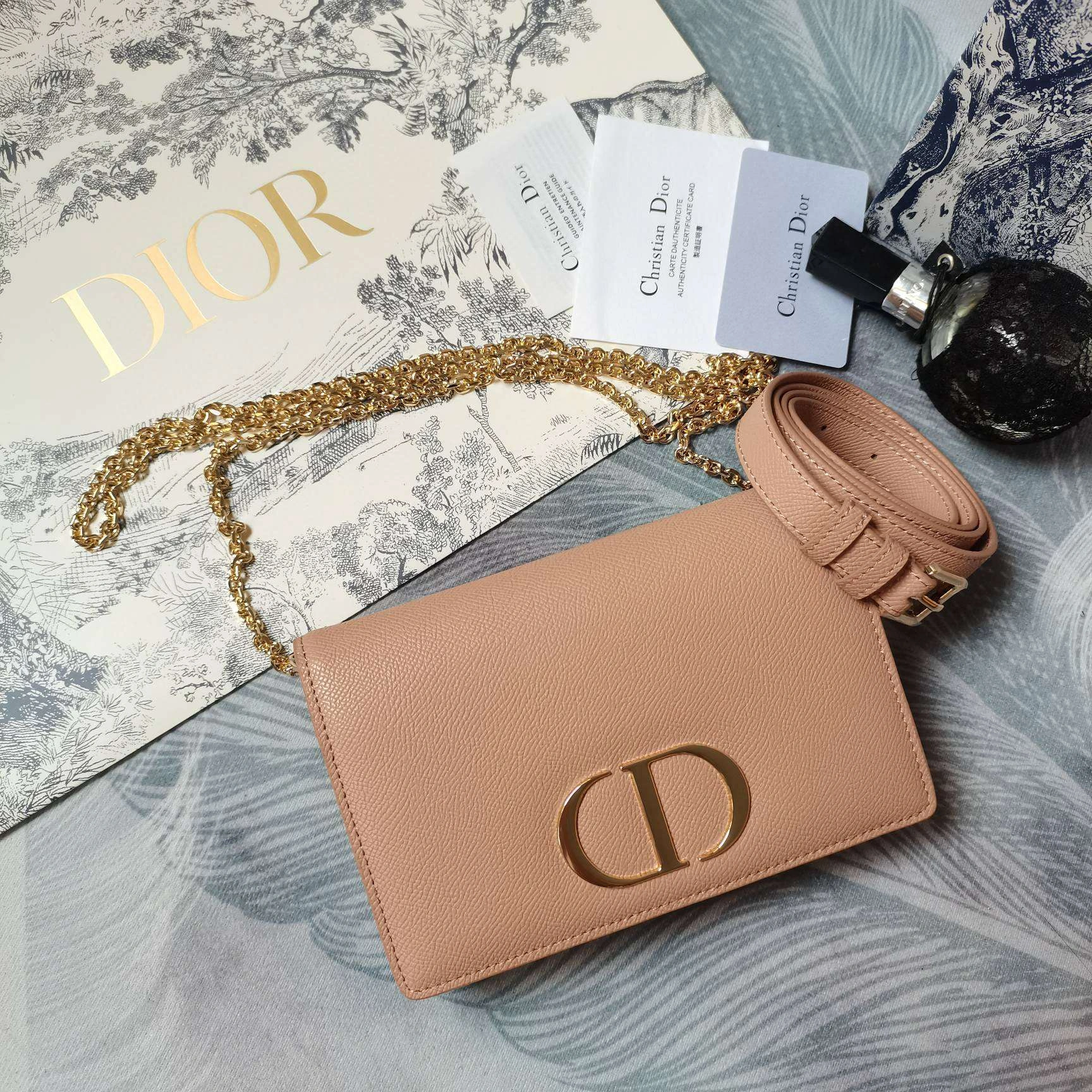 *MOMO--- S2086OBAE-M49P cowhide item : A-B00H2308A