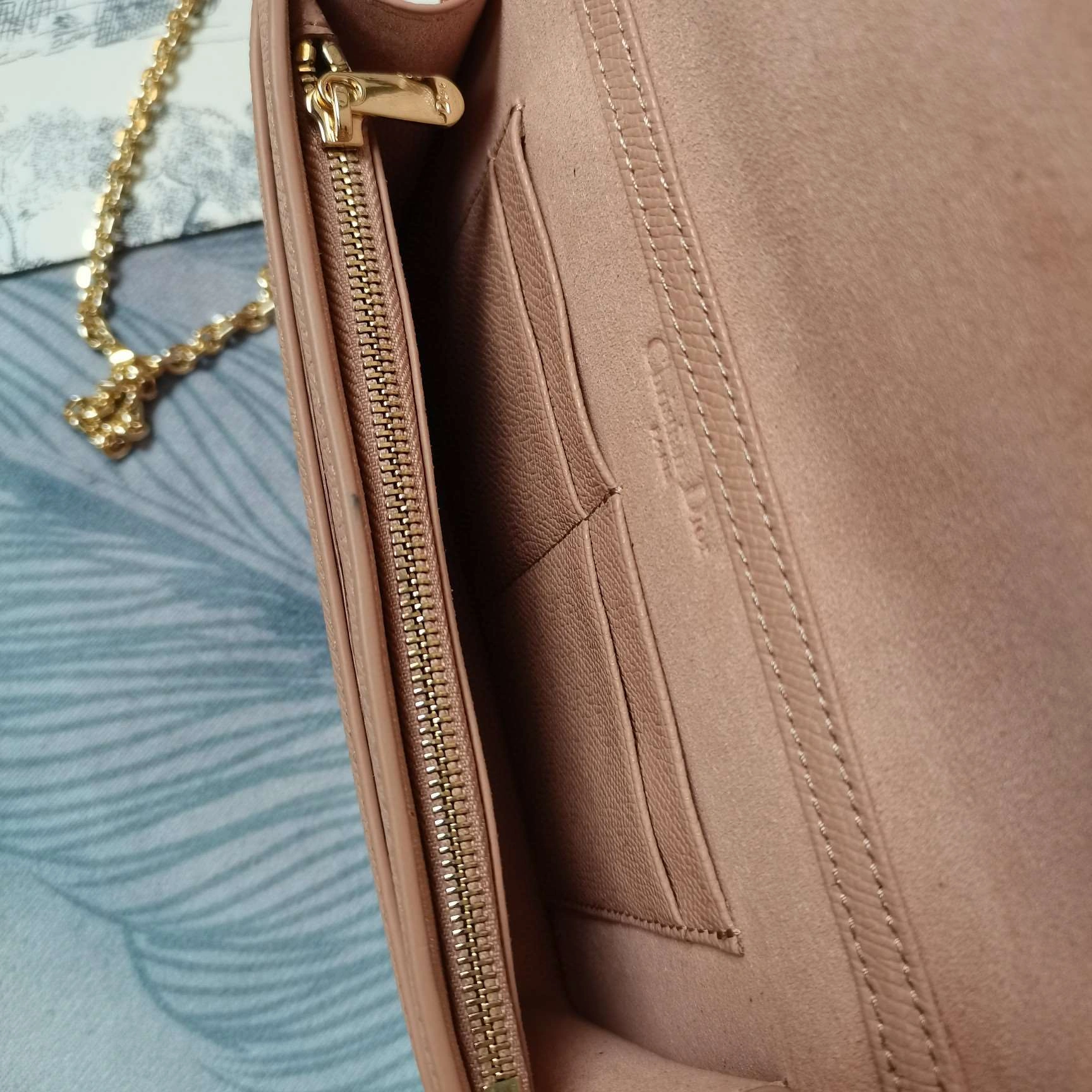 *MOMO--- S2086OBAE-M49P cowhide item : A-B00H2308A