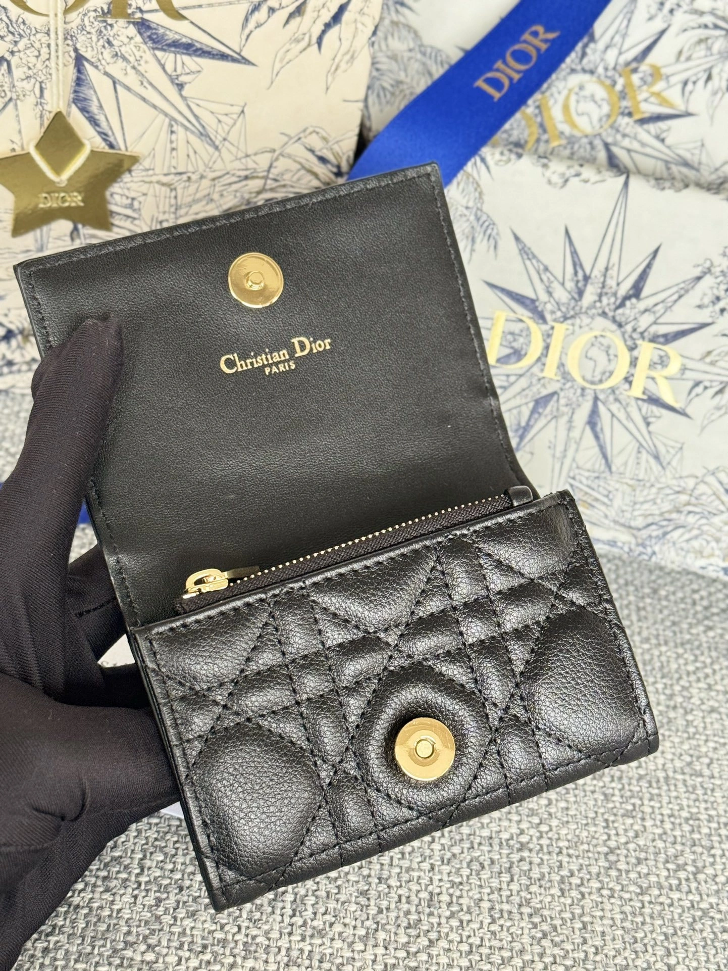MOMO--- S5132UWHC-M900 30 Montaigne Glycine cowhide item:D-B109D0623
