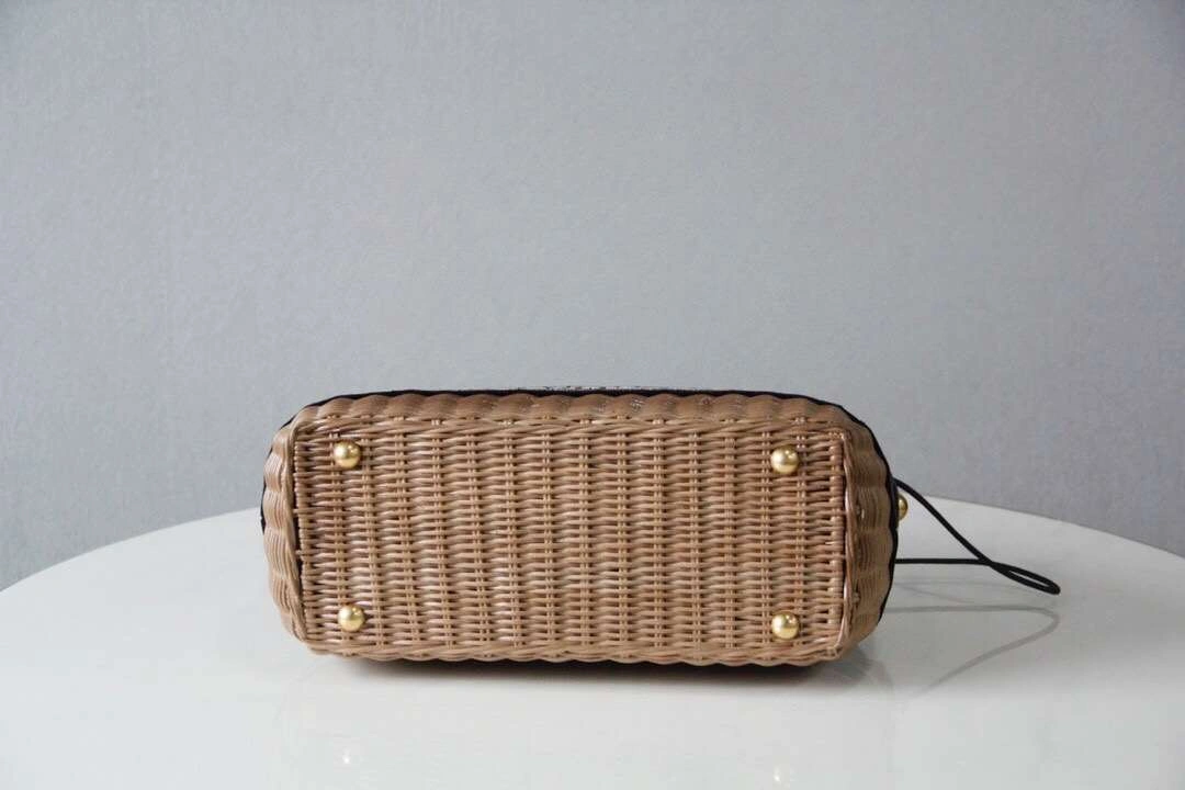 *MOMO--- Wicker item :350B66E2034