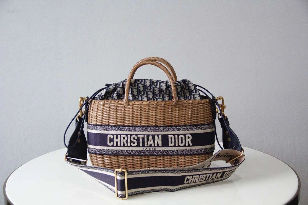 *MOMO--- Wicker item :350B66E2034
