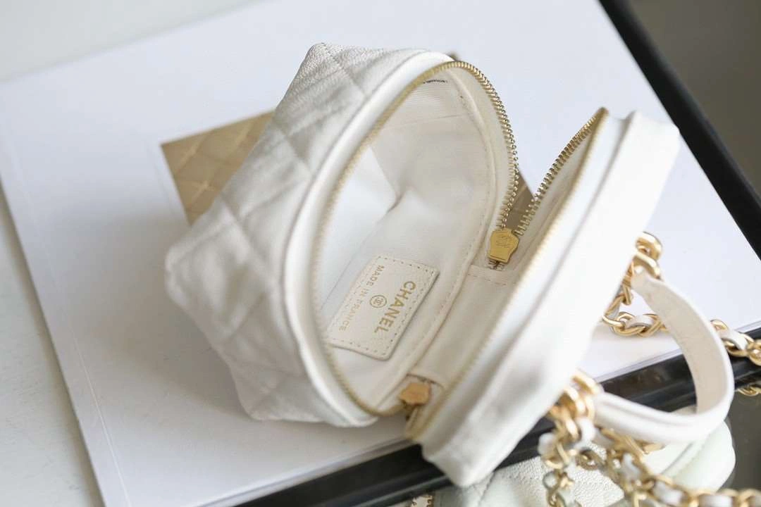 *MOMO--- cowhide item : 00B00G2296