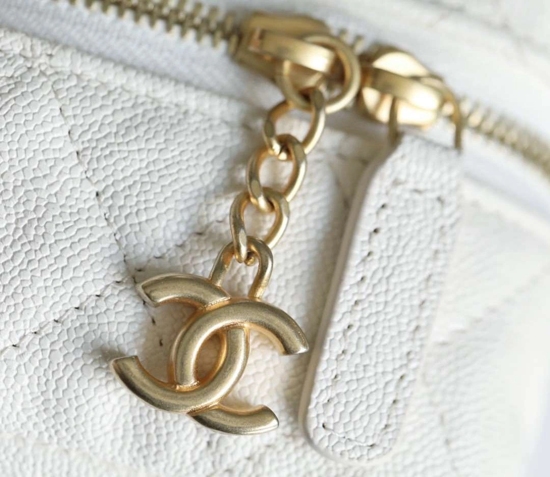 *MOMO--- cowhide item : 00B00G2296