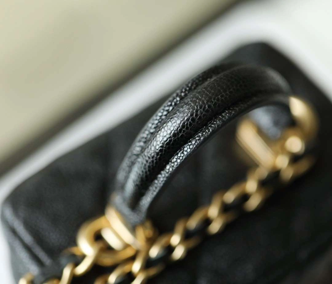 *MOMO--- cowhide item : 050B00G2217