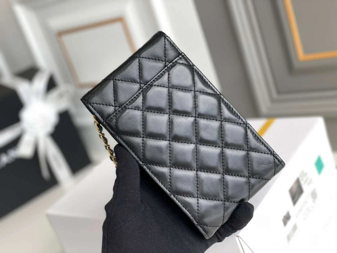 *MOMO--- cowhide item : 177B00G2204