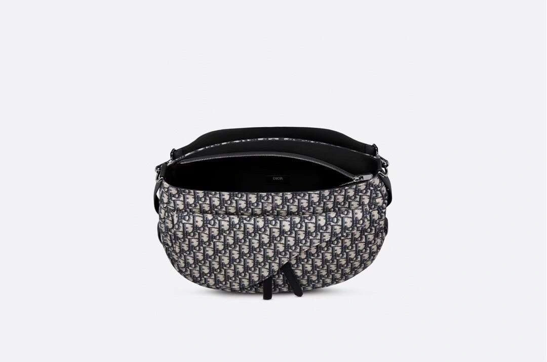 *MOMO--- cowhide item :063B89E2002