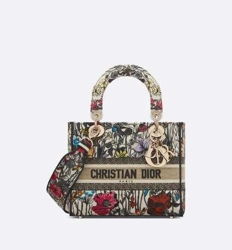 *MOMO--- embroidery item :063B00E2043