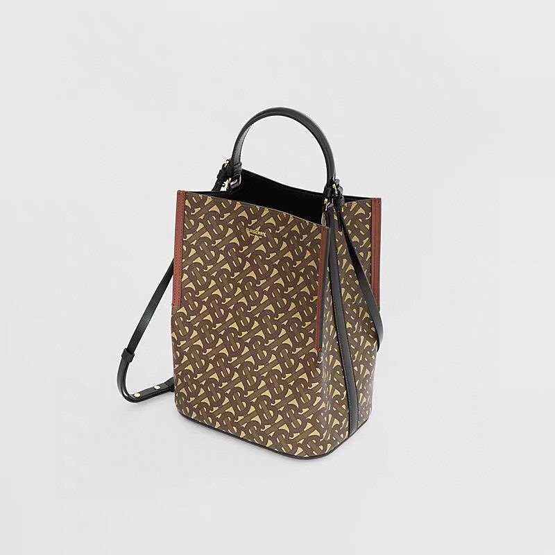 *MOMO----item : 063B50A0236