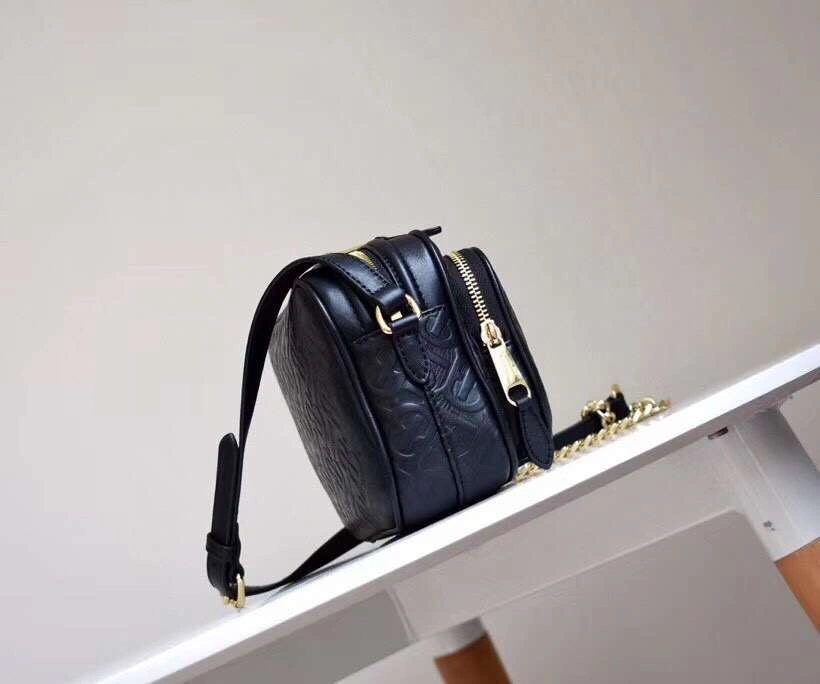 MOMO----item : 063B50A0245