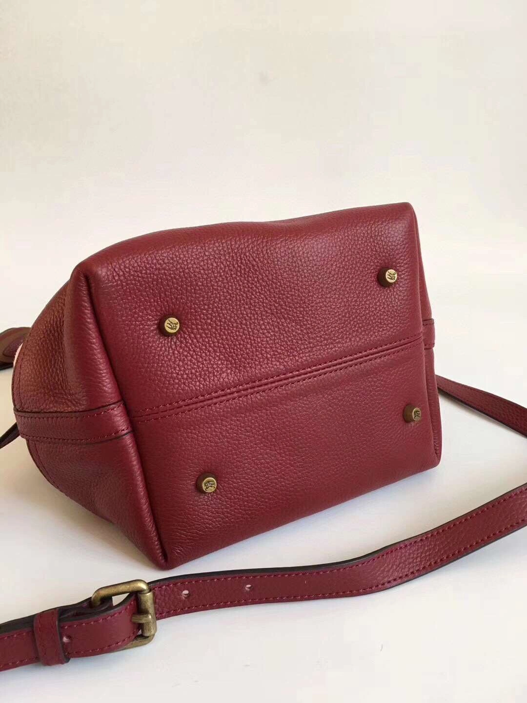 MOMO----item : 063B64A0244-2