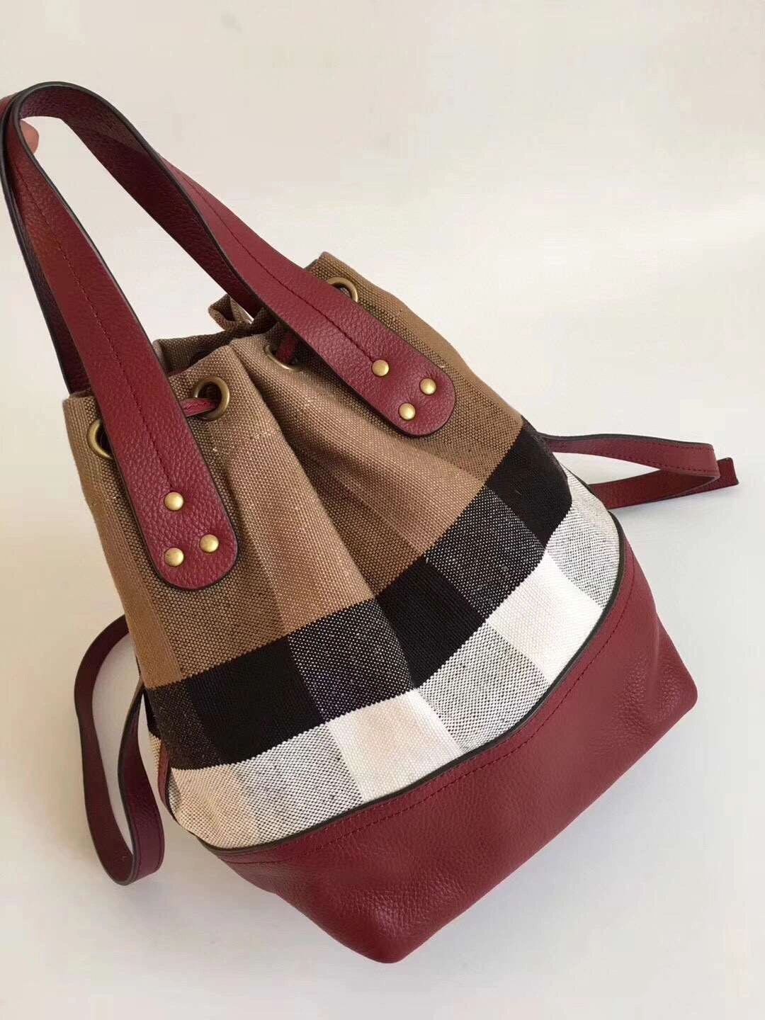 MOMO----item : 063B64A0244-2