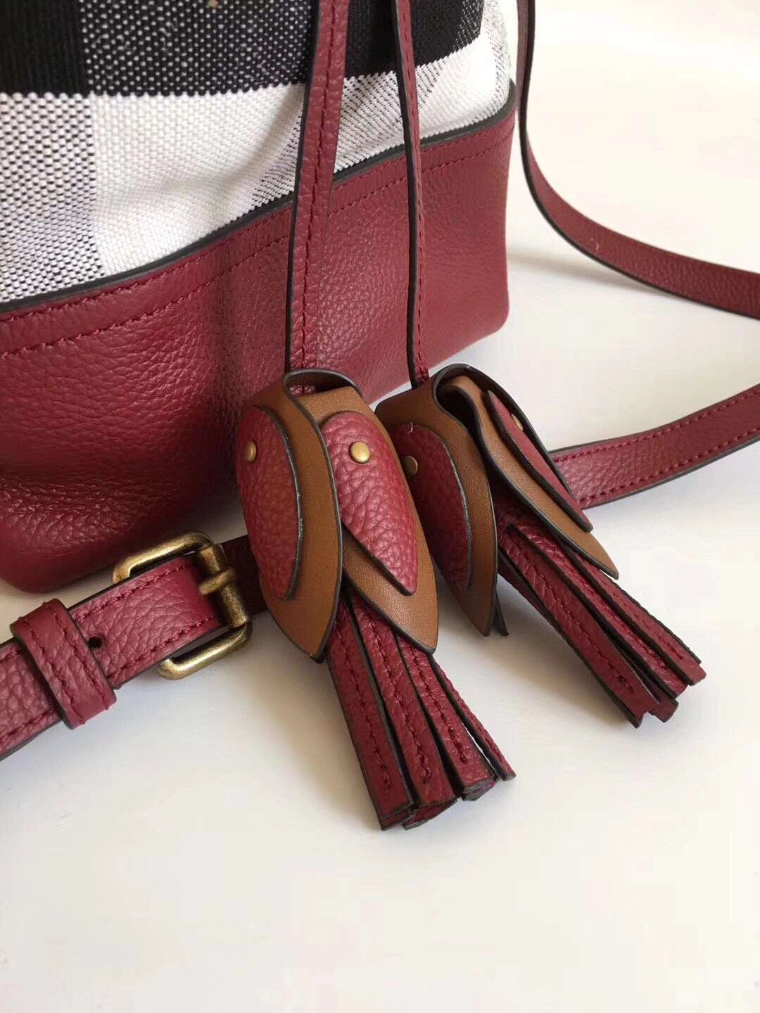 MOMO----item : 063B64A0244-2