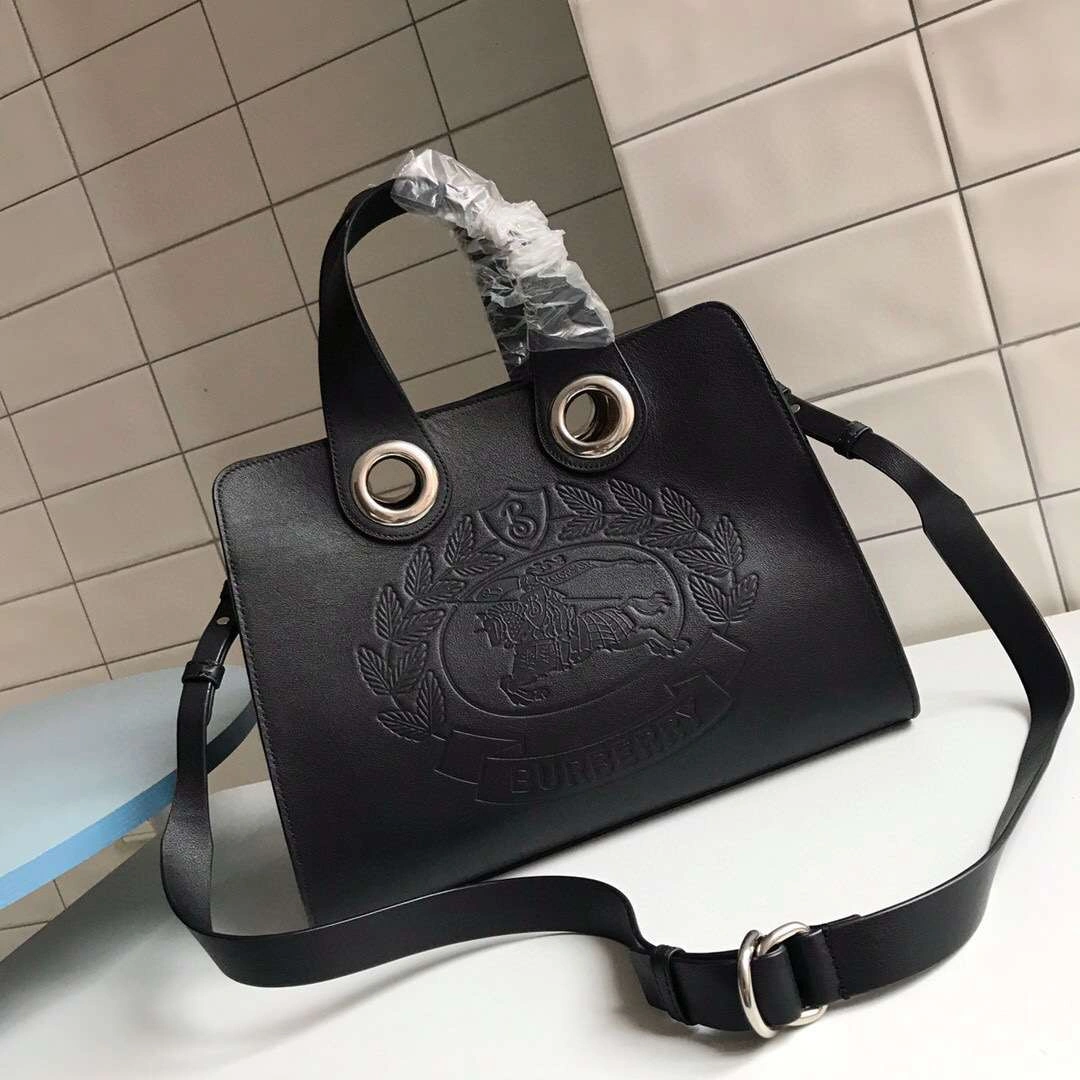 MOMO----item : 063B64A0246