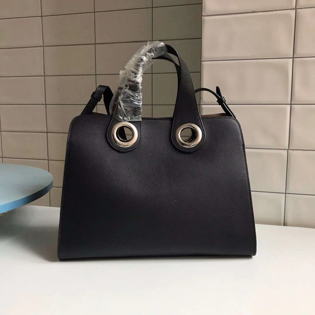 MOMO----item : 063B64A0246