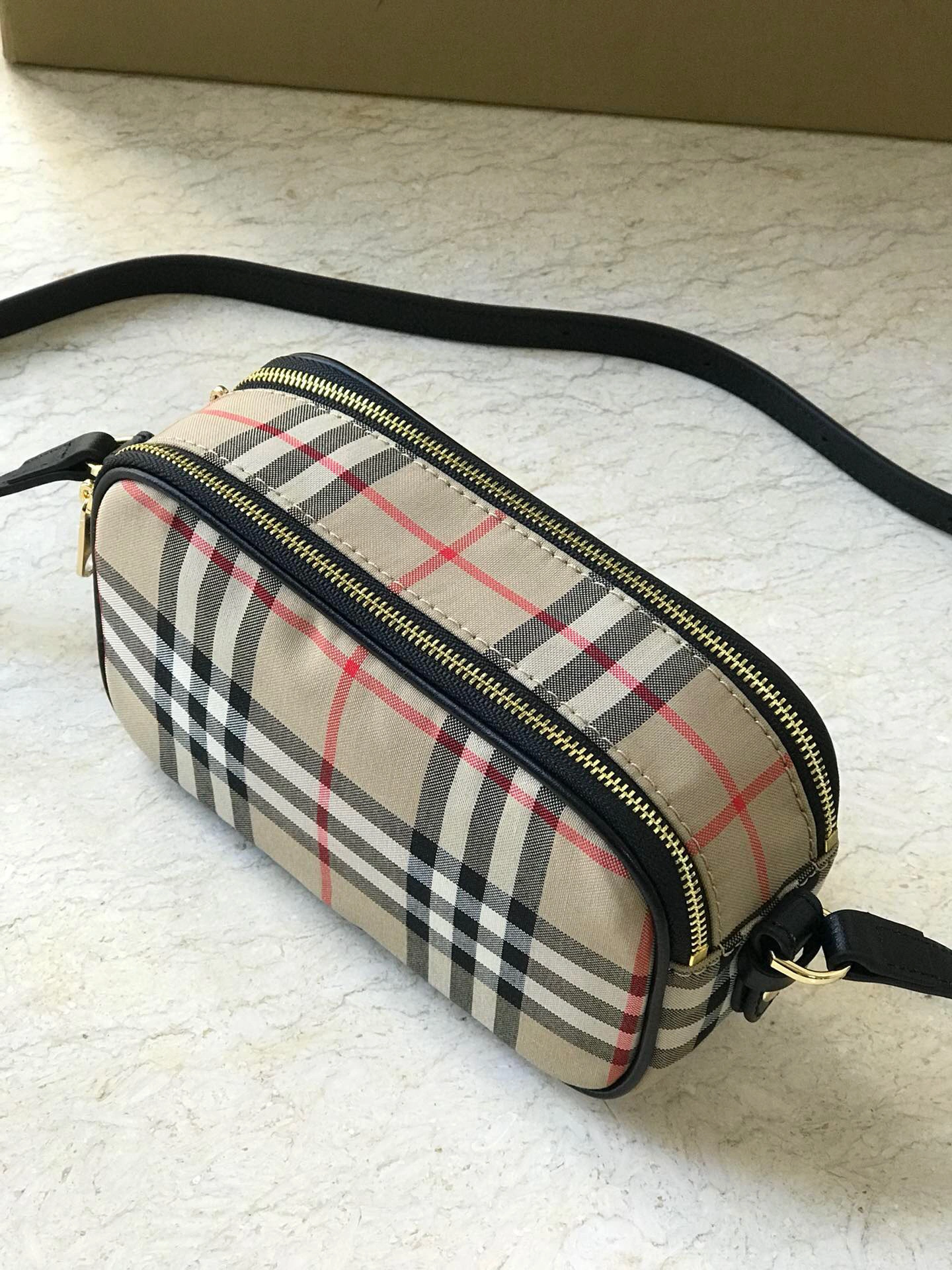 MOMO----item : 278B33L3039