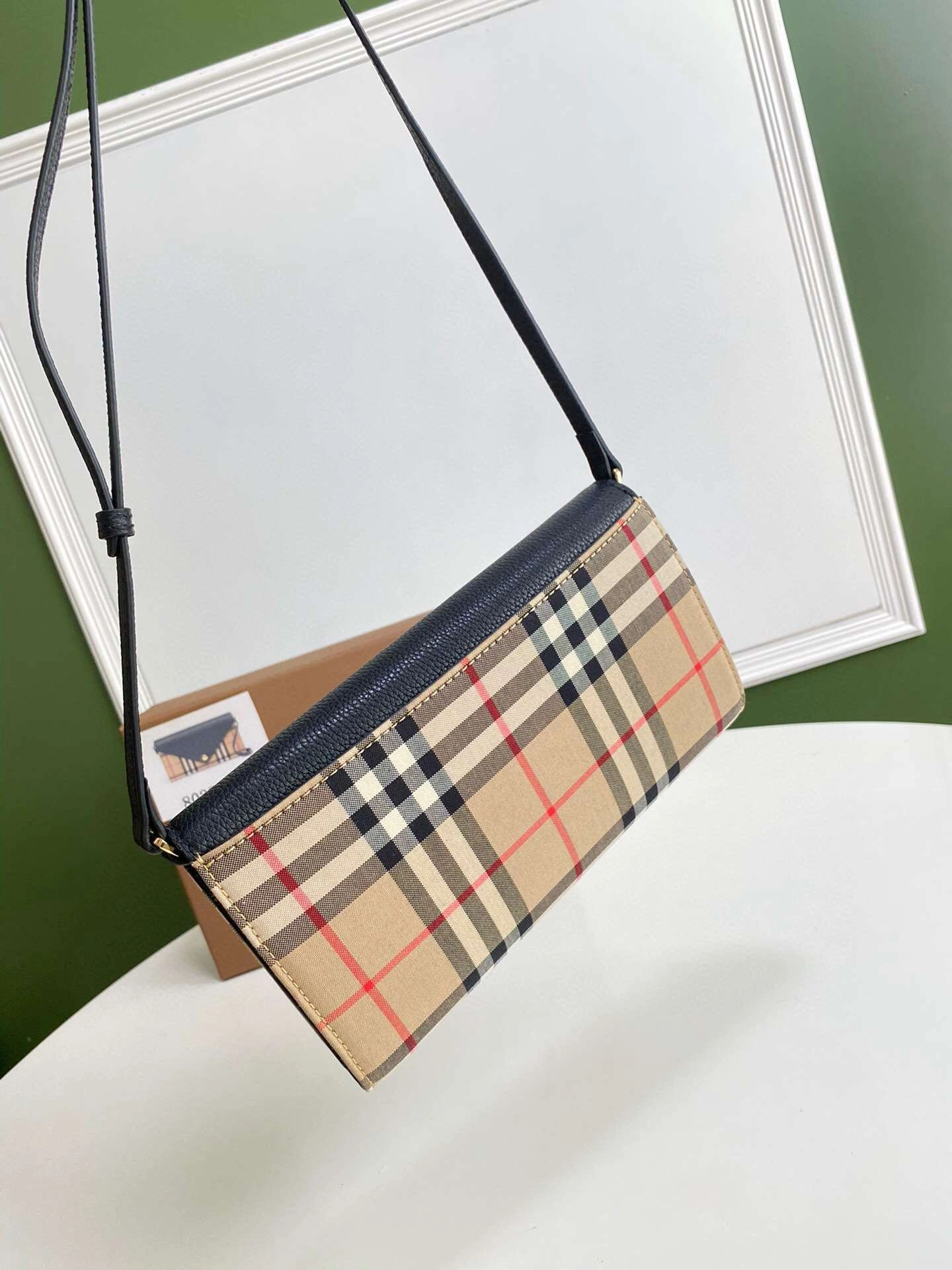 *MOMO----item : 278B40A0133-2