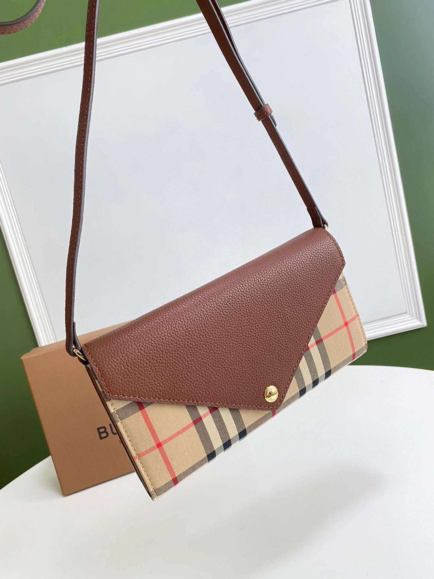 *MOMO----item : 278B40A0133-2