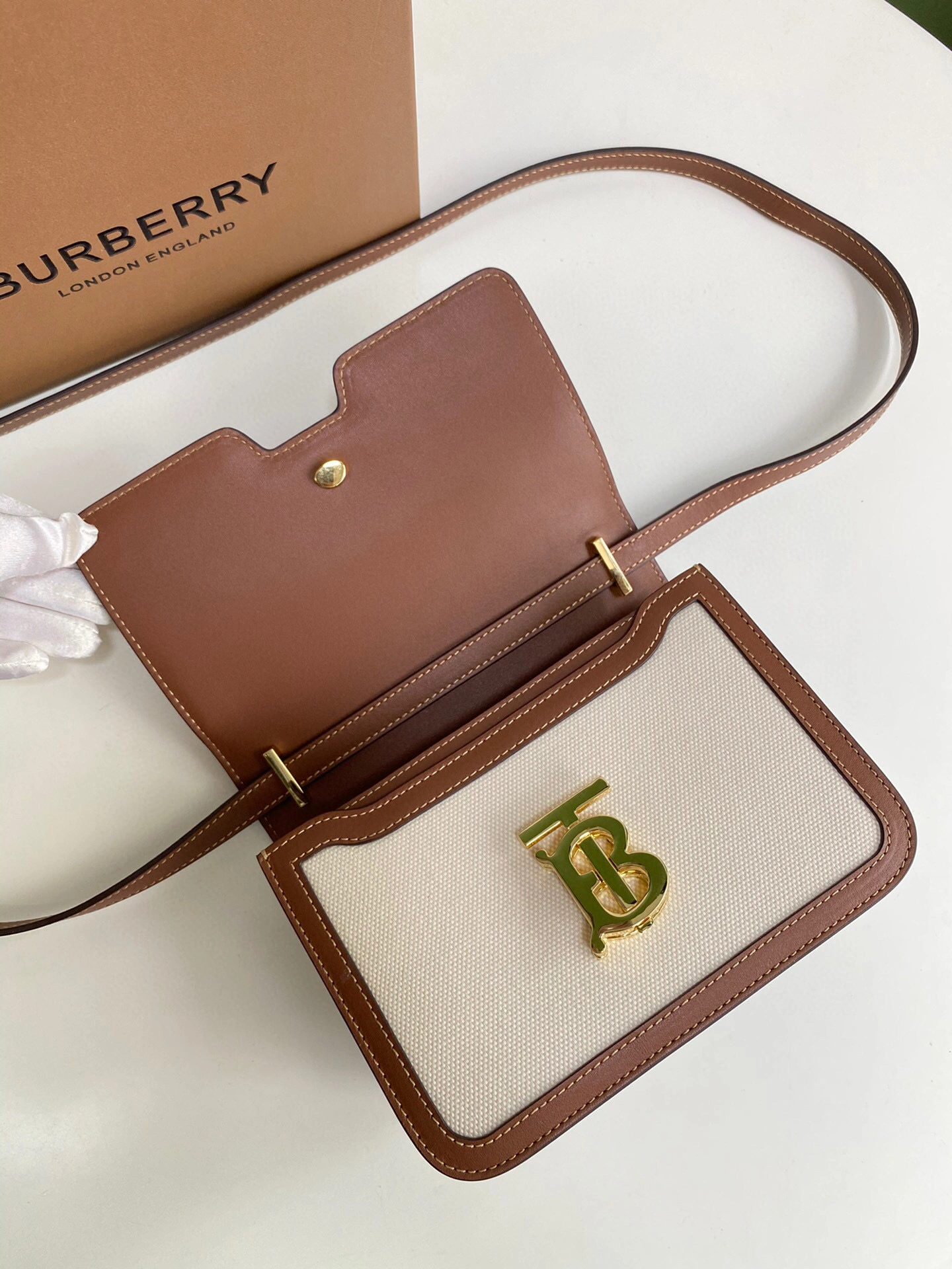 MOMO----item : 278B53L3027-4