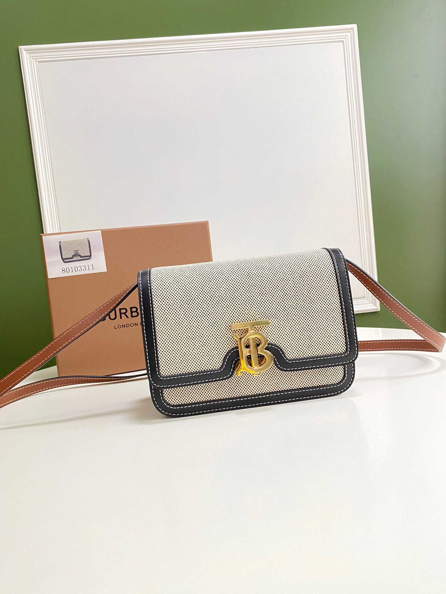 MOMO----item : 278B53L3027-4