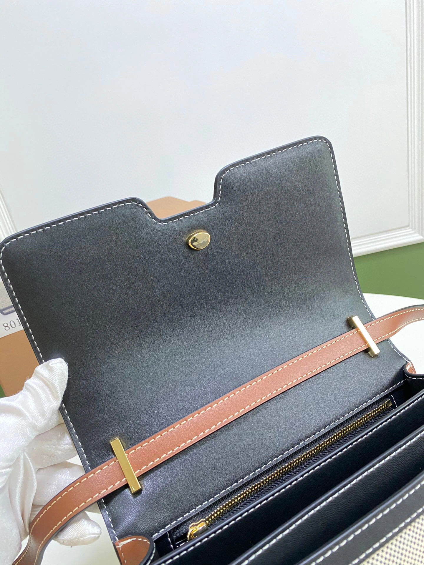MOMO----item : 278B53L3027-4